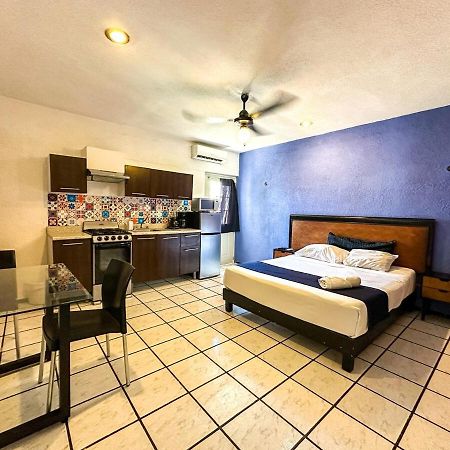 Espacio Creado Para 3 Personas Con Piscina Mérida Exterior foto
